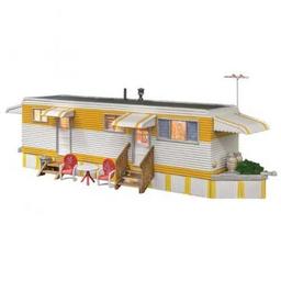 Click here to learn more about the Woodland Scenics HO Built-Up Sunny Days Trailer.