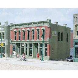 Click here to learn more about the Woodland Scenics HO KIT DPM Front Street Building.