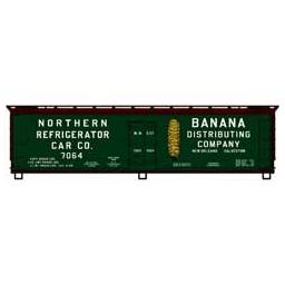 Click here to learn more about the Accurail HO KIT 40'' Wood Reefer, Banana Distributing Co.