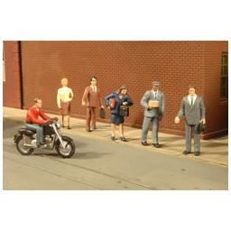 Click here to learn more about the Bachmann Industries O City People w/Motorcycle (7).