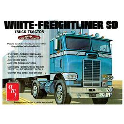 Click here to learn more about the AMT 1/25 Freightliner Single Drive Tractor, White.