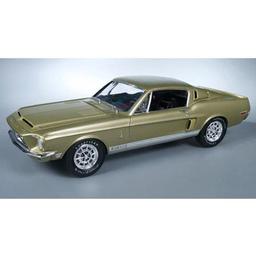 Click here to learn more about the AMT 1/25 1968 Shelby GT500.