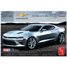 Click here to learn more about the AMT 1/25 2016 Chevy Camaro SS, Snap Kit/Black.