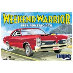 Click here to learn more about the MPC 1/25 1967 Pontiac GTO 2T.