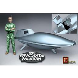 Click here to learn more about the Pegasus Hobby 1/18 "Uncle Martin & Spaceship".