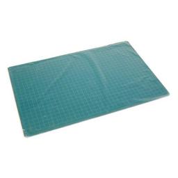 Click here to learn more about the Excel Hobby Blade Corp Self Healing Mat 12 x 18.