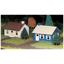 Click here to learn more about the Bachmann Industries O Snap KIT Cape Cod House.