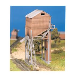 Click here to learn more about the Bachmann Industries O Snap KIT Coaling Tower.