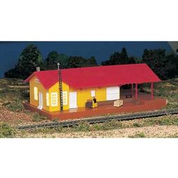 Click here to learn more about the Bachmann Industries HO Freight Station, Lighted.