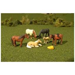 Click here to learn more about the Bachmann Industries HO Horses (6).