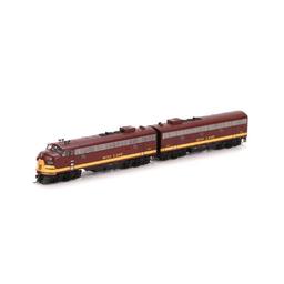 Click here to learn more about the Athearn HO FP7A/F7B, SOO/Passenger #2500A/B.