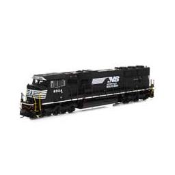 Click here to learn more about the Athearn HO SD60E, NS #6904.
