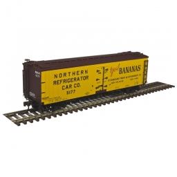 Click here to learn more about the Atlas Model Railroad HO 40'' Wood Reefer, Yes! Bas #5177.
