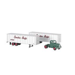 Click here to learn more about the Bachmann Industries HO 1950s/60s Tractor w/2 Trailers, CPR.