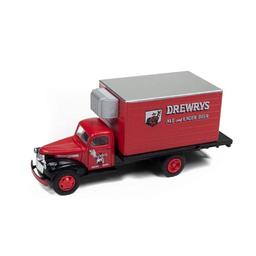 Click here to learn more about the Classic Metal Works HO 1941-1946 Chevrolet Reefer Truck, Drewrys Beer.