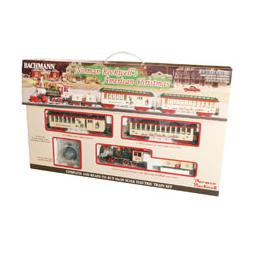 Click here to learn more about the Bachmann Industries On30 Norman Rockwell American Christmas Train Set.